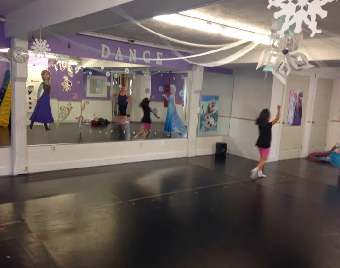 Dance Studio 53 Picture 2
