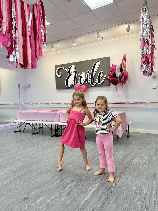 Etoile Dance + Yoga Studio Picture 4