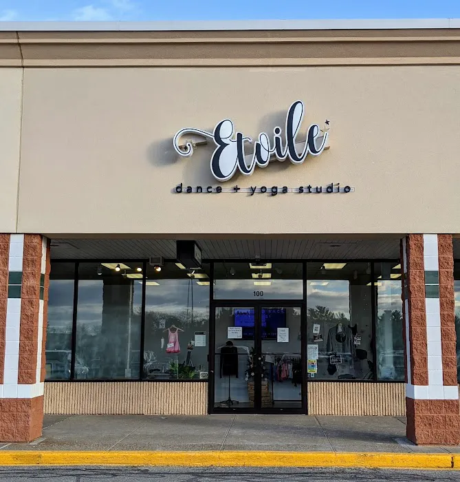 Etoile Dance + Yoga Studio Picture 8