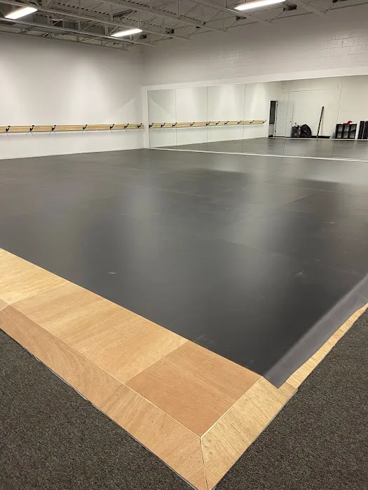 Kenzie Finn's Project31 Dance Studio Picture 8