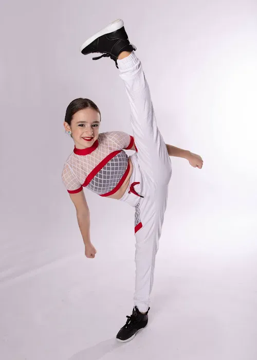 Kenzie Finn's Project31 Dance Studio Picture 10