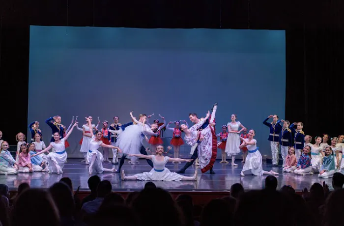 South Shore Ballet Theatre Picture 2