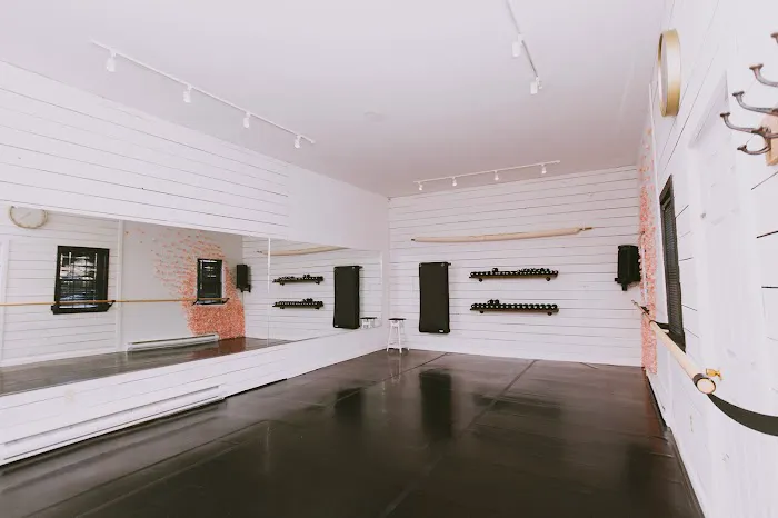 Studio 721 Picture 2