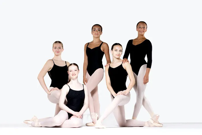 Turning Pointe Dance Studio Picture 3
