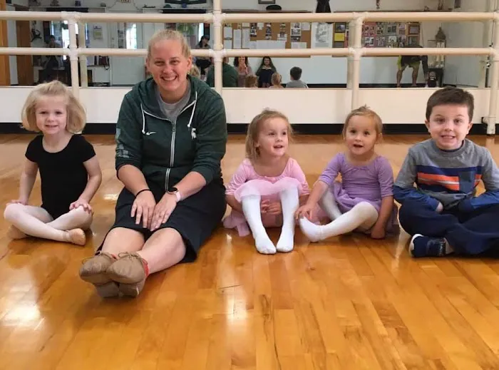 Cathy-Jo Irvine Dance Studio Picture 8