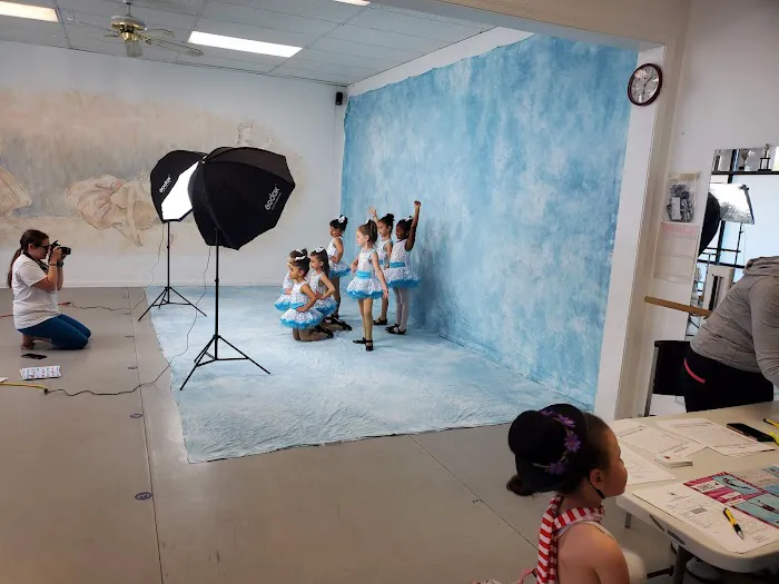 Dance & Gym Expressions Picture 3