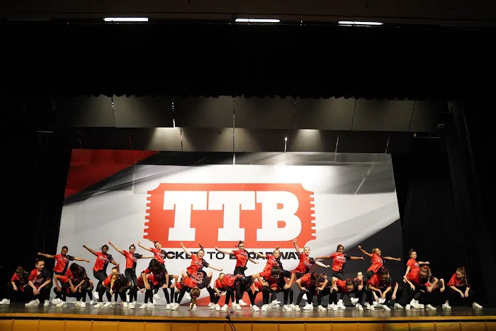Encore Performers Picture 9