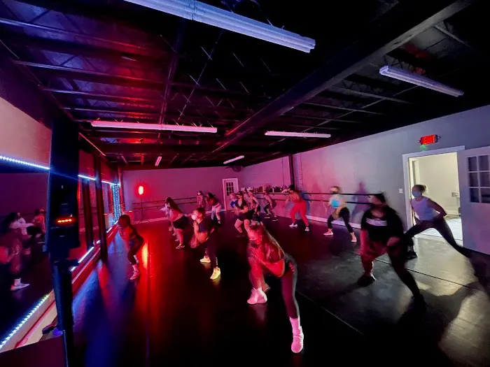 VXN Workout DMV with Ali Picture 2