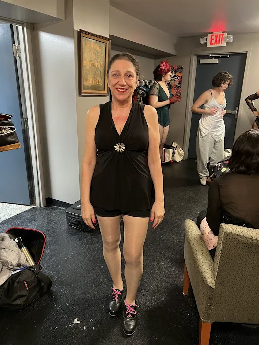 fireWALL dance theater Picture 9