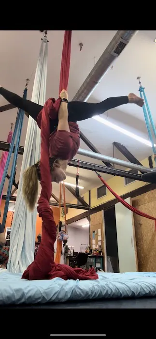 Pittsburgh Circus School Picture 1