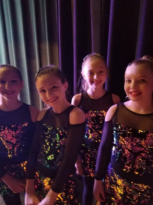 Eclectic Dance Company Picture 6