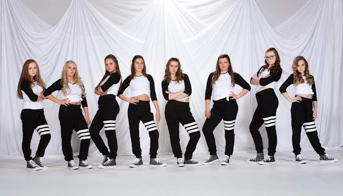 Dreams of Dance Picture 3