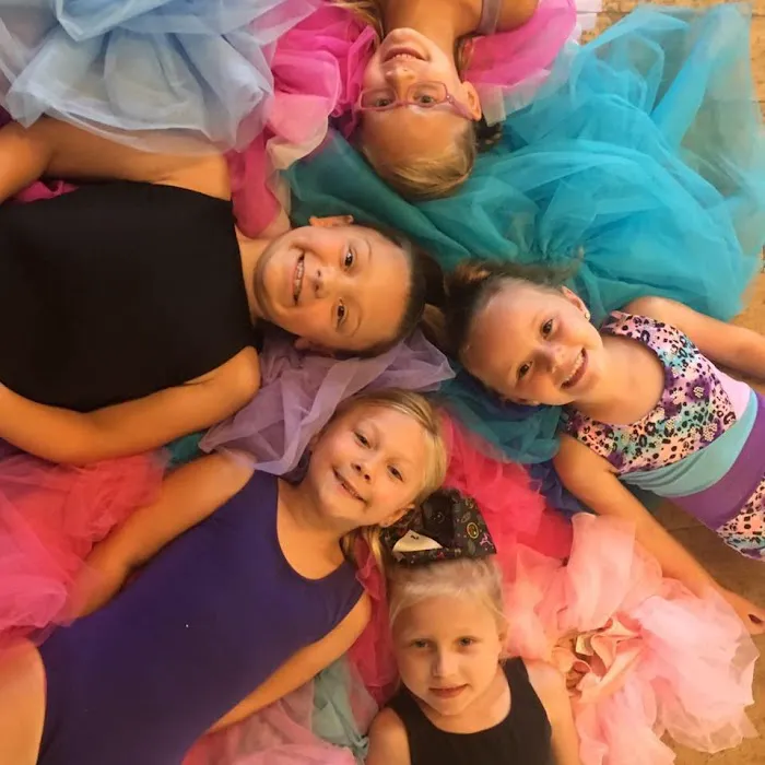 Jazz-Tappin Dance Academy Picture 5
