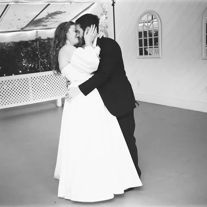Studio 109 Picture 10