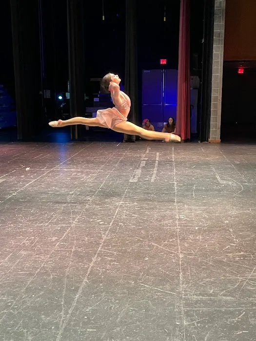 J & D Dance Academy Picture 1