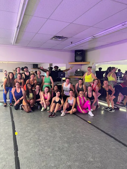 Movement House Dance Collaborative Picture 10