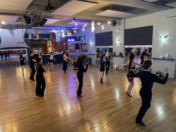 Top Dance Studio Picture 6