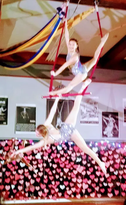 Moody Street Circus Picture 6