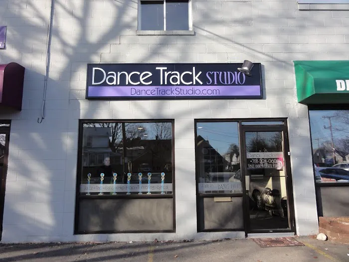 Dance Track Studio Picture 2