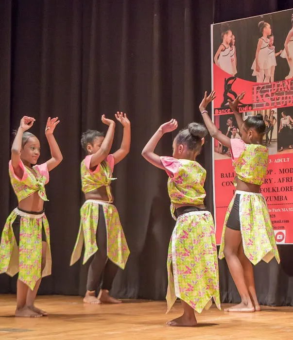 Karm-Syndia Dance Studio Picture 9