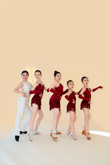Bailemos Dance Studio-Quincy Picture 2