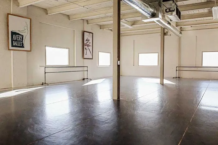 Avery Ballet Picture 6
