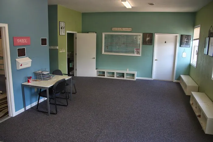 Thomas Dance Studio (Robinson Location) Picture 3