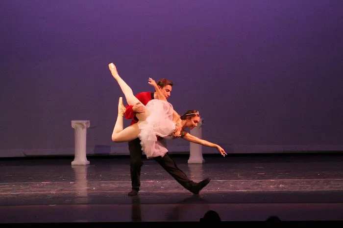Ruth's Dance & Fitness Co., LLC Picture 1
