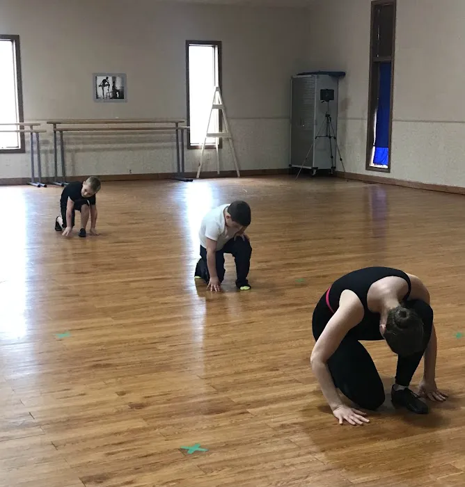 His Masterpiece Dance Picture 3