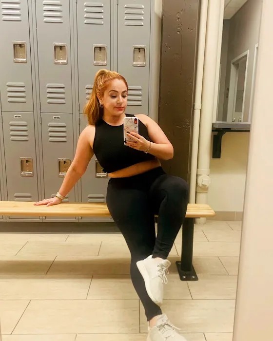 Every Body Plus Picture 7