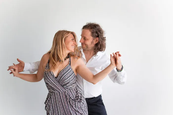 Salsa Secrets Picture 2