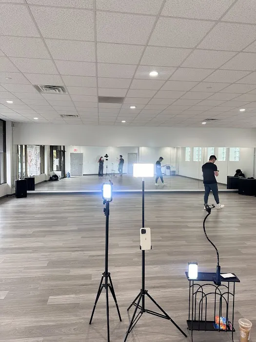 Xeno-Animals Dance Studio Picture 1
