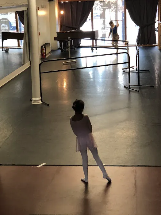 Dance Complex Picture 8