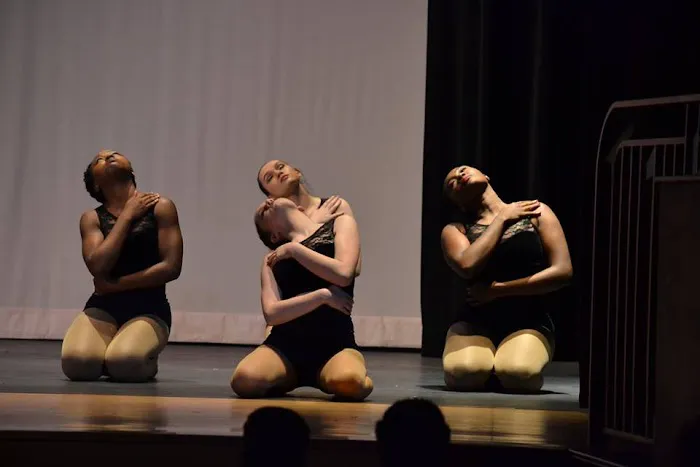 Stand Up 8 Dance Studio Picture 1