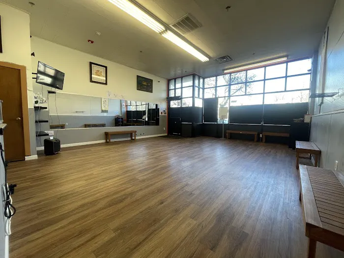 Mango Studio Rental Picture 1