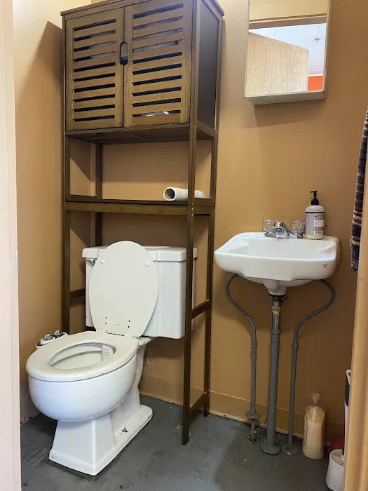 Mango Studio Rental Picture 7