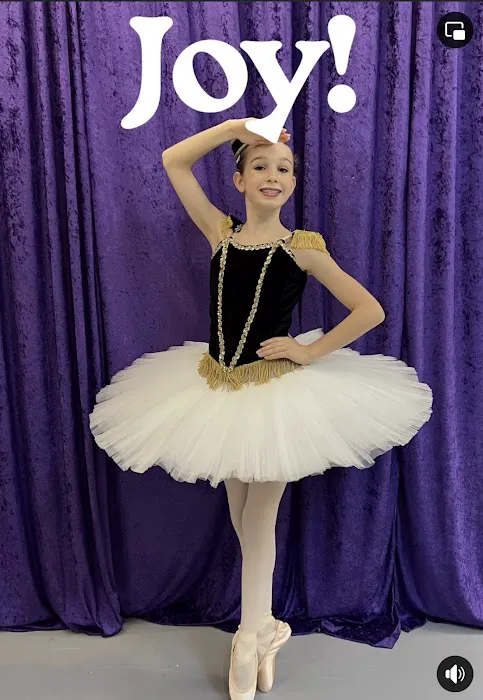 Reaching Heart School of Ballet Picture 4