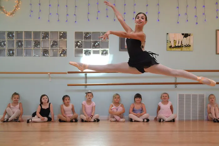 Reaching Heart School of Ballet Picture 10