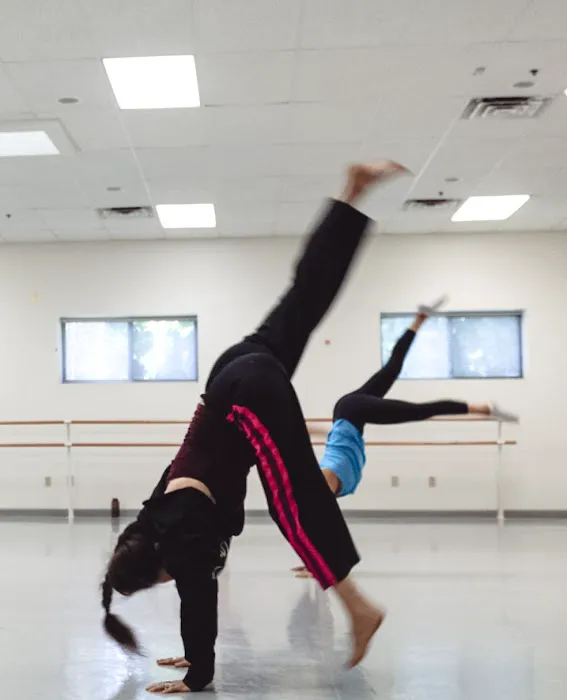 Cumulus Dance Picture 8