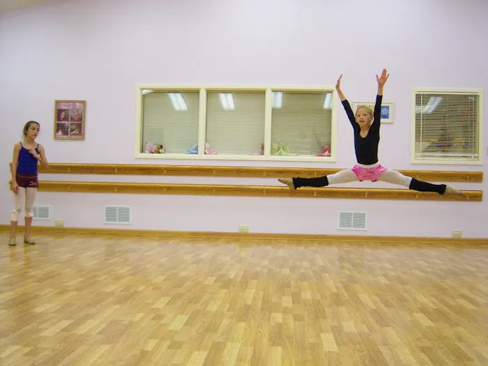 Lori Allen Dance Center Picture 5