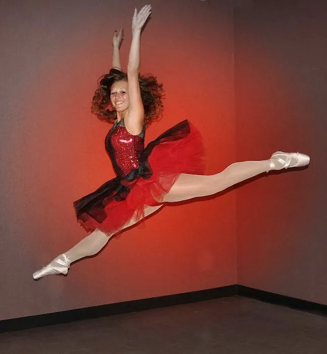 STAGE LEFT Dance & Theater Arts Academy Picture 3