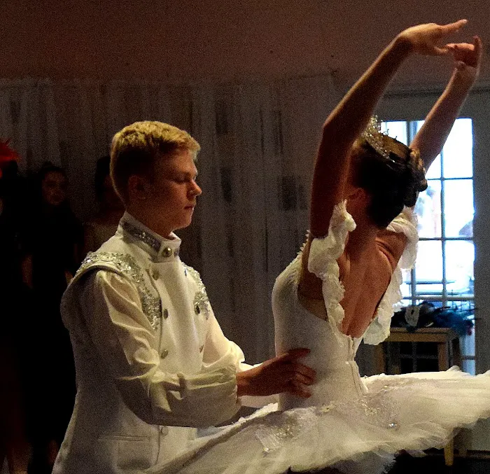 At the Barre Private Ballet Training & Coaching with Kim Rausch Picture 8