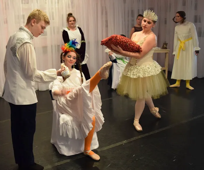 At the Barre Private Ballet Training & Coaching with Kim Rausch Picture 4