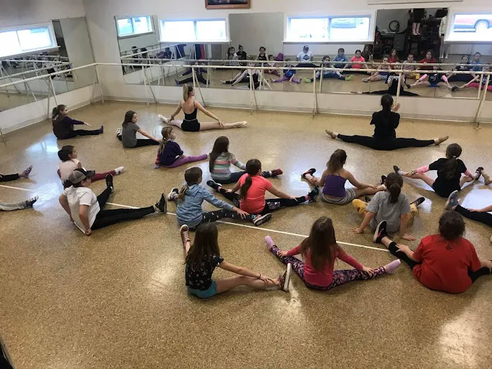 Long's School of Dance Picture 9