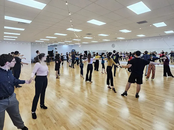 Lilac Dance Center Picture 6