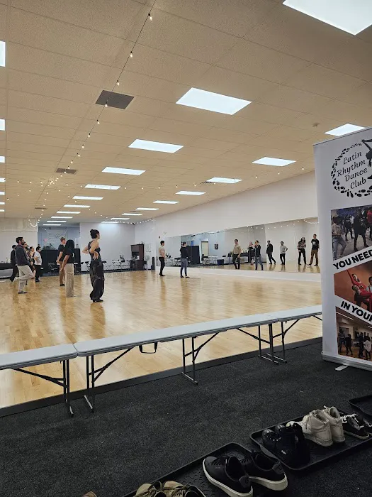 Lilac Dance Center Picture 5