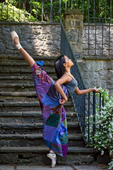 Odasz Dance Theatre Picture 9