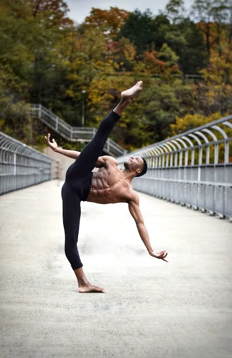Odasz Dance Theatre Picture 8