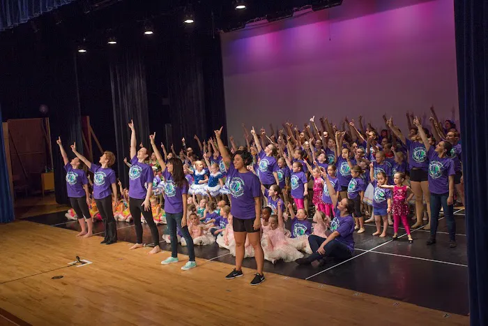 Celebrity Dance Emporium Inc. Picture 2