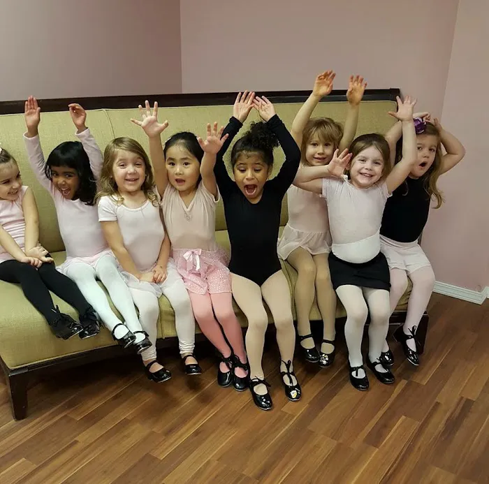 The Young Ladies of Grace Picture 10
